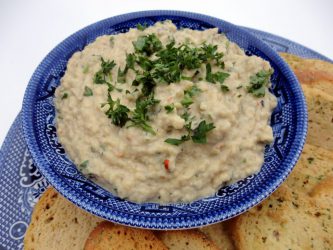 סלט חצילים בטחינה מתכון