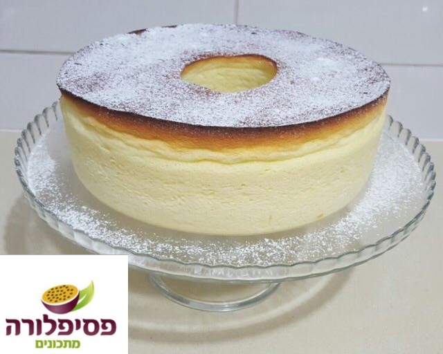 עוגת גבינה אפויה גבוהה