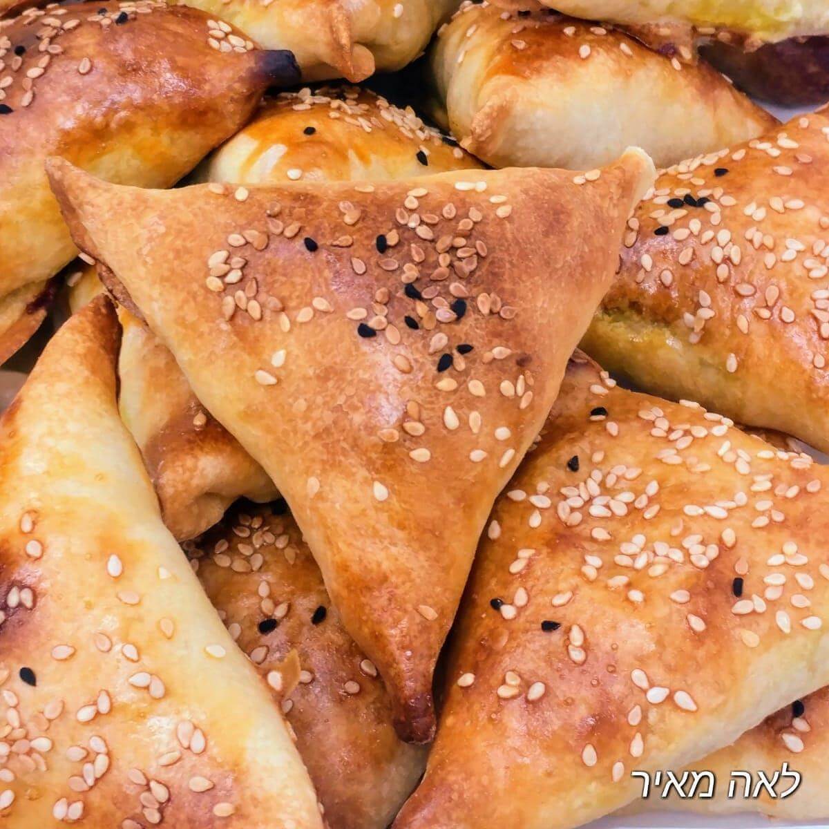 סמוסה בוכרי במילוי פרגיות