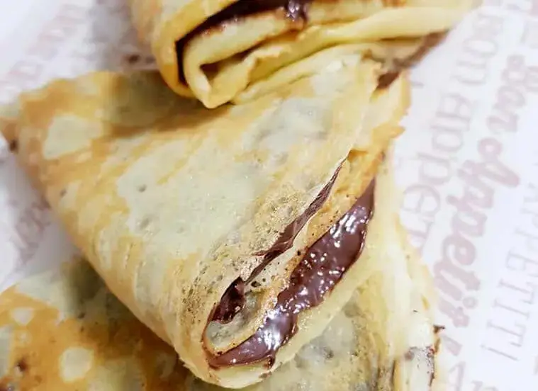 קרפ צרפתי כמו בקניון במילוי שוקולד