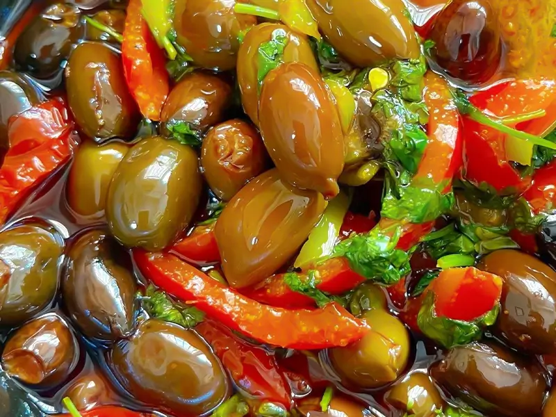זיתים מבושלים בסגנון מרוקאי מתכון נדיר