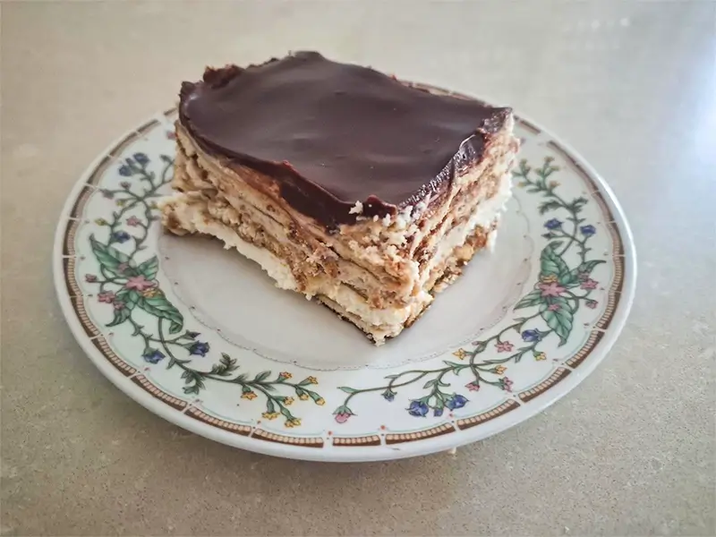 עוגת ביסקוויטים מוס גבינה