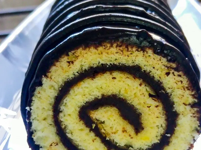 עוגת רולדת שוקולד מתכון נדיר