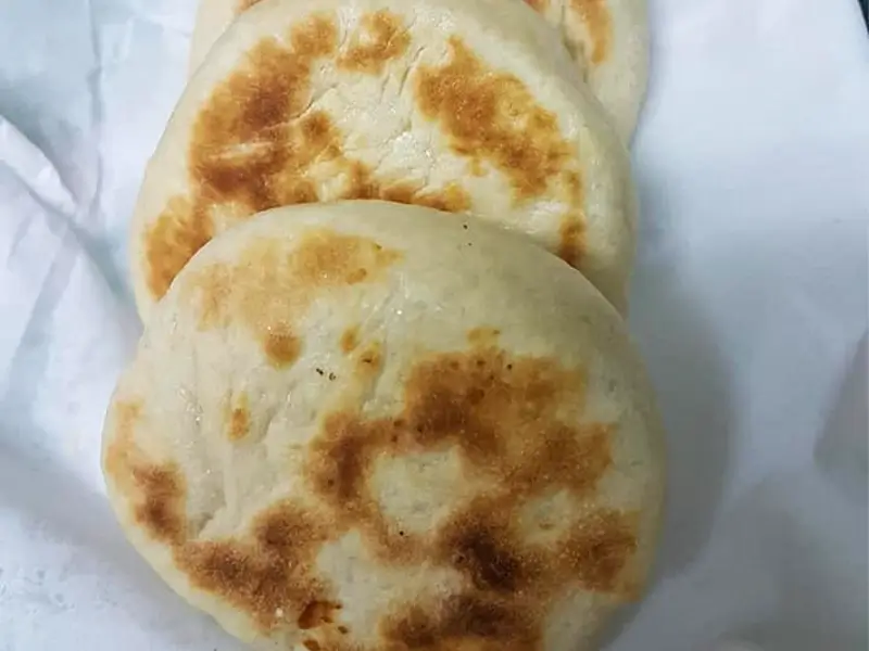פיתות ממולאות גבינות במחבת מתכון הורס